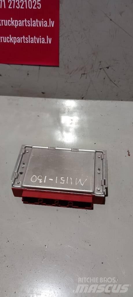 MAN TGA.  81258106000 Lys - Elektronikk