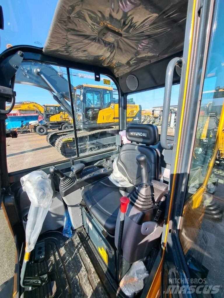 Hyundai R18-9AK Minigravere <7t