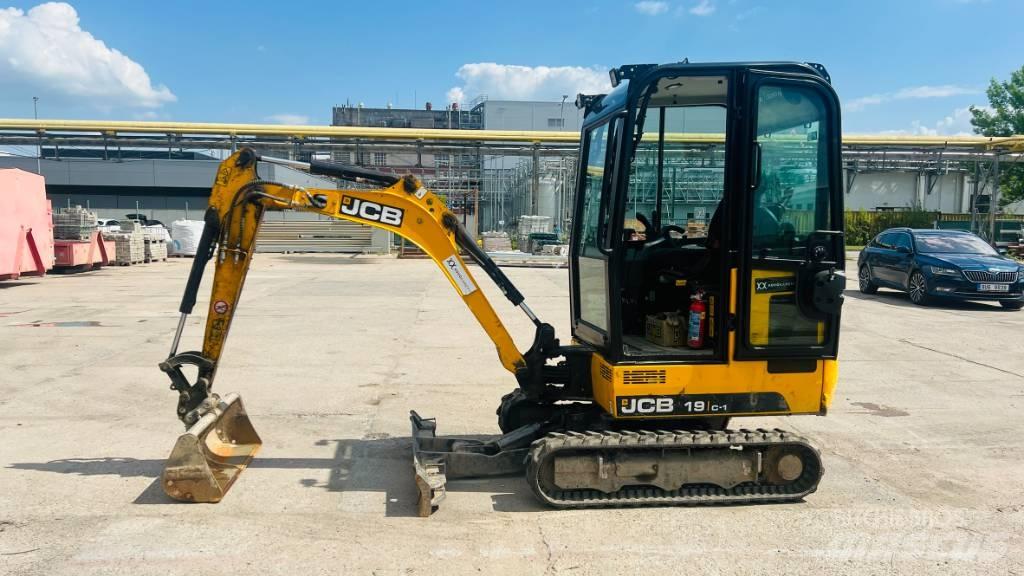 JCB 19 C Minigravere <7t