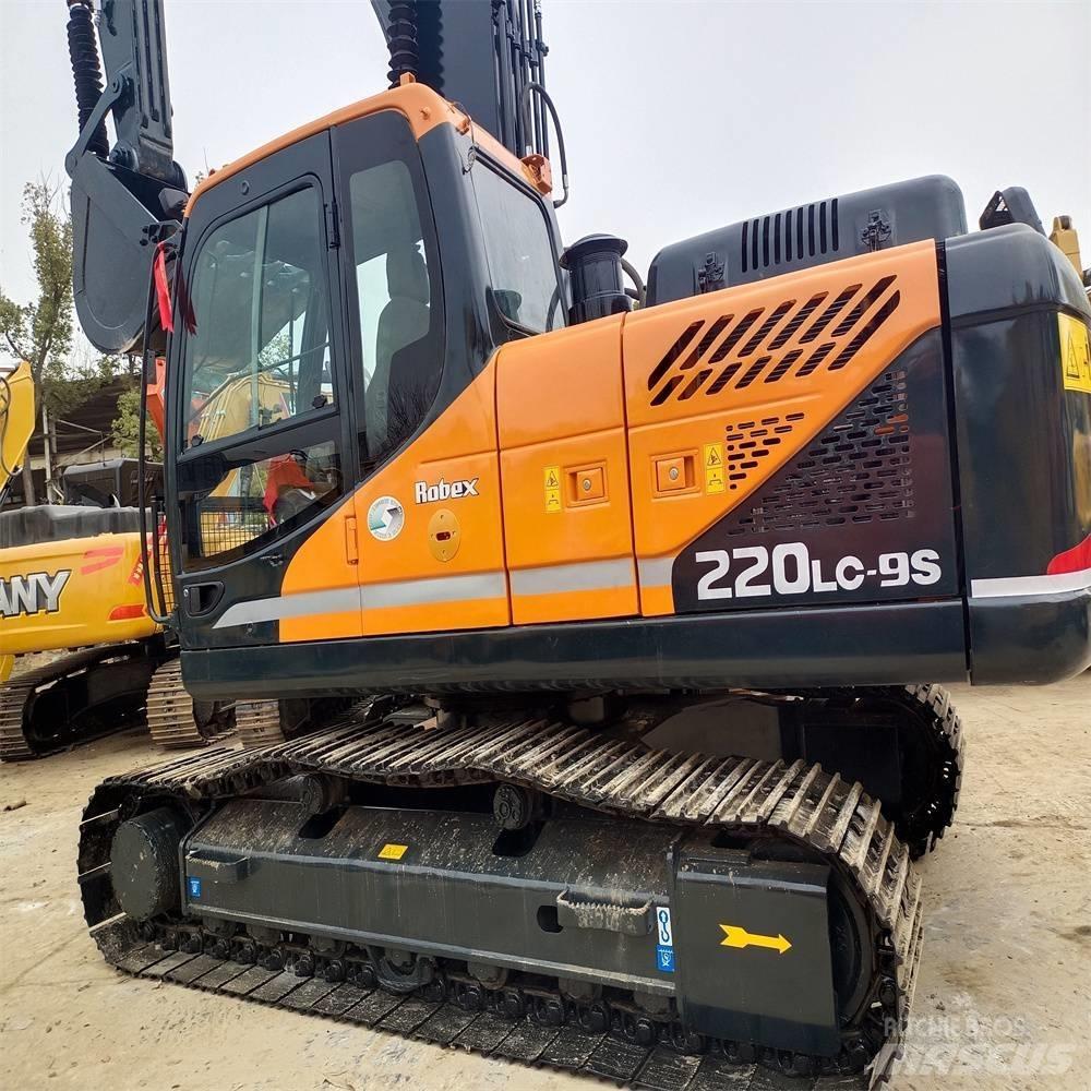 Hyundai 220LC-9S Beltegraver