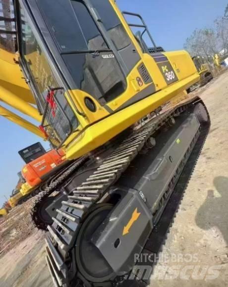 Komatsu 360-8MO Beltegraver