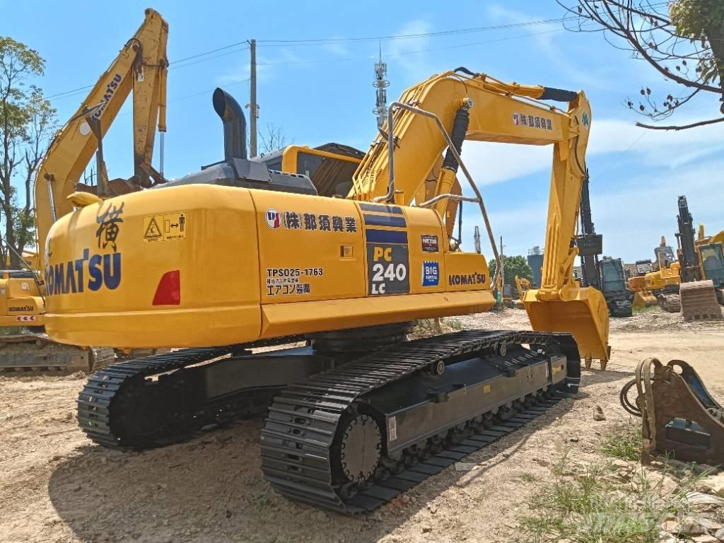 Komatsu PC 240 LC Beltegraver