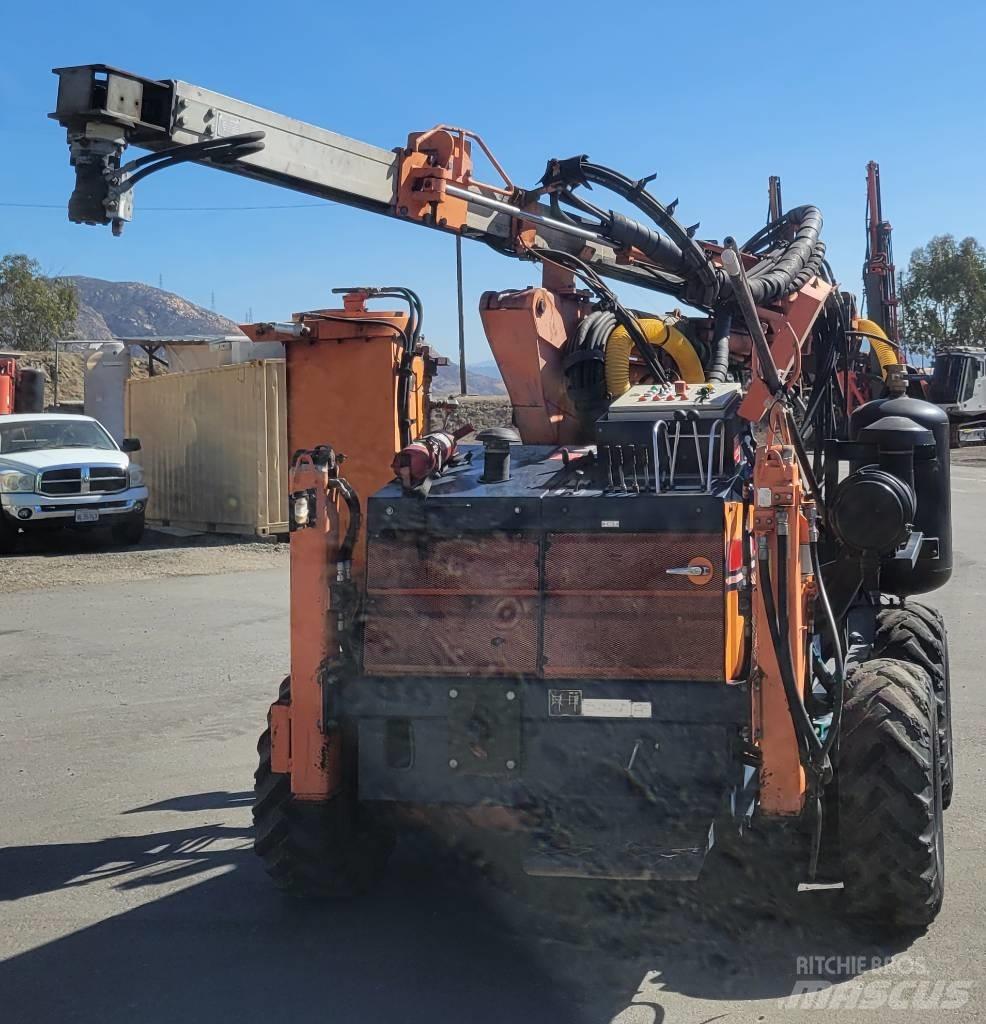 Sandvik DC 300 Borerigger