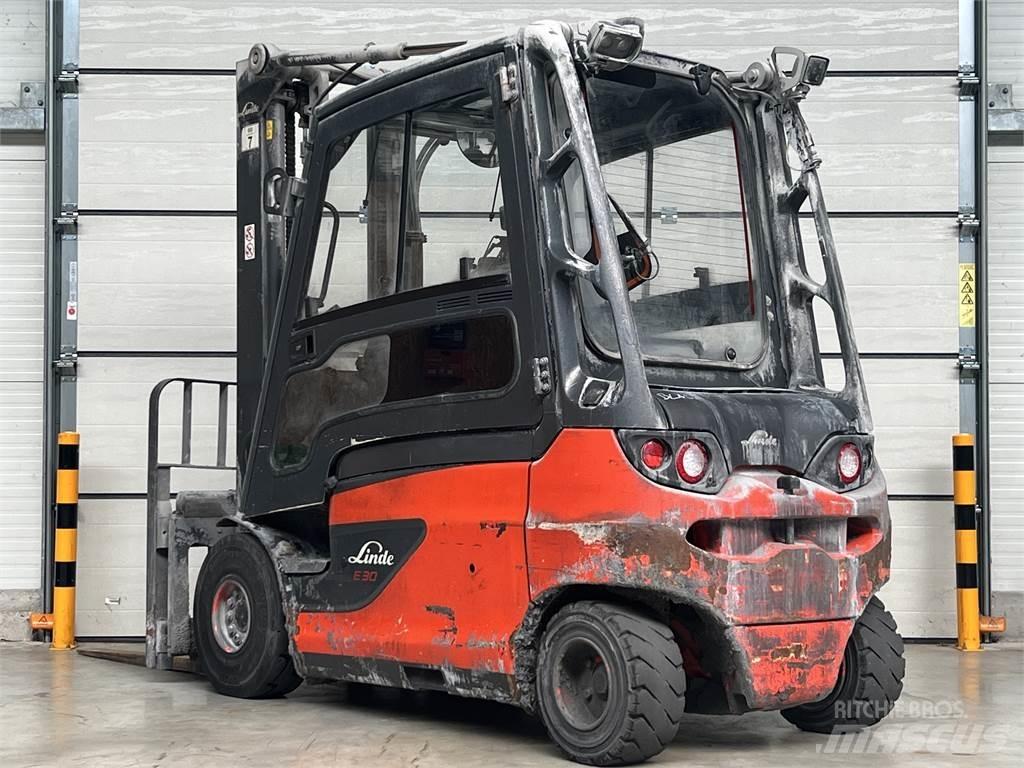 Linde E30L-01 Elektriske trucker