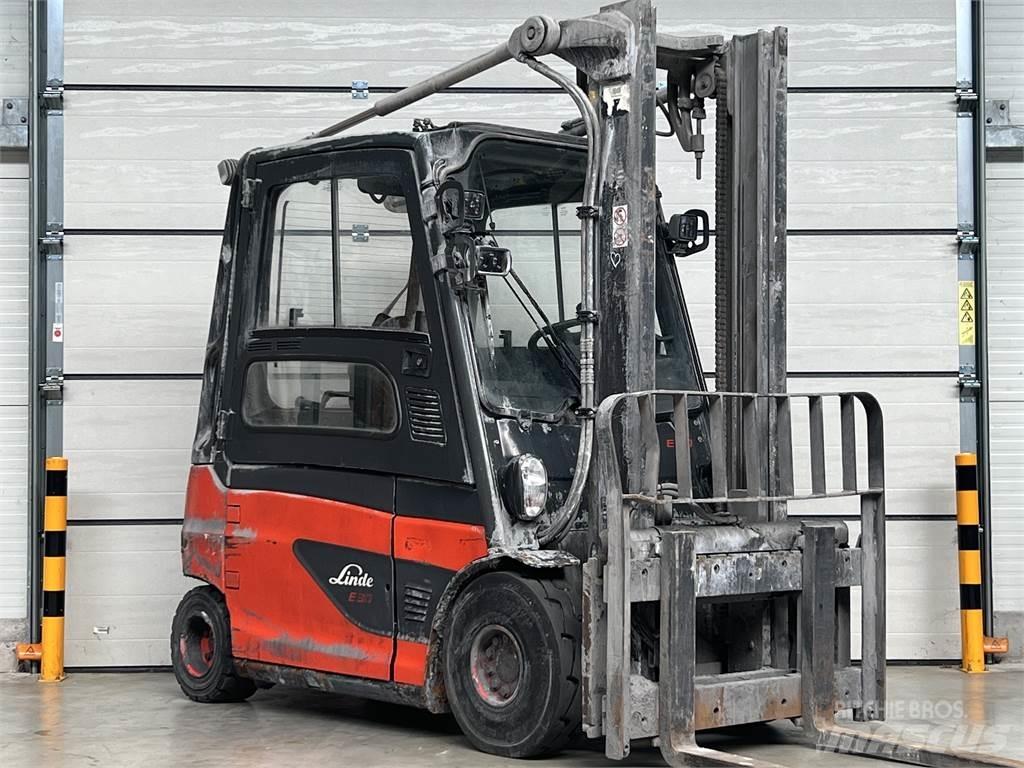 Linde E30L-01 Elektriske trucker
