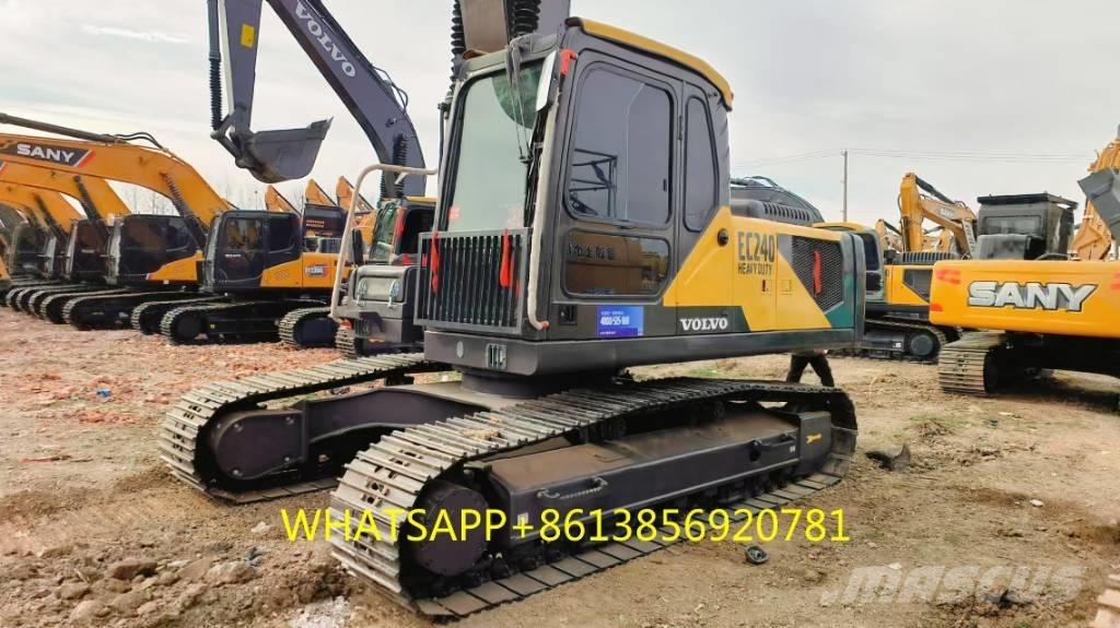Volvo EC 240 Beltegraver