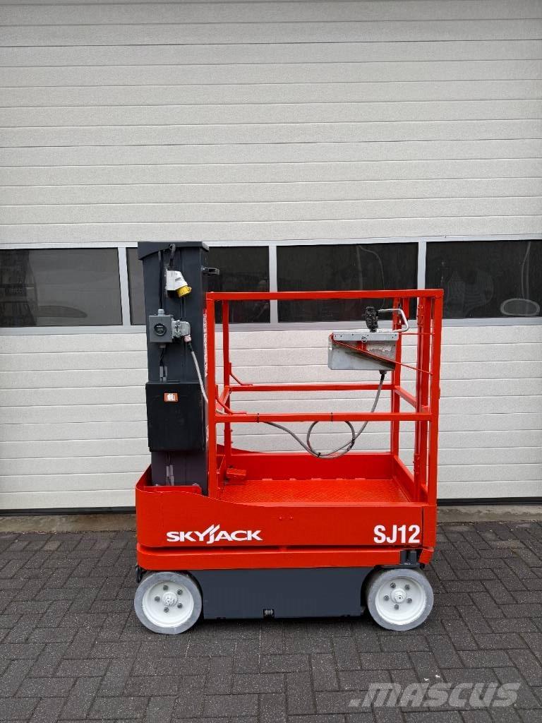SkyJack SJ 12 Personløftere