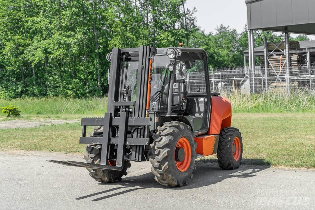 Ausa C 251 H x4 Diesel Trucker