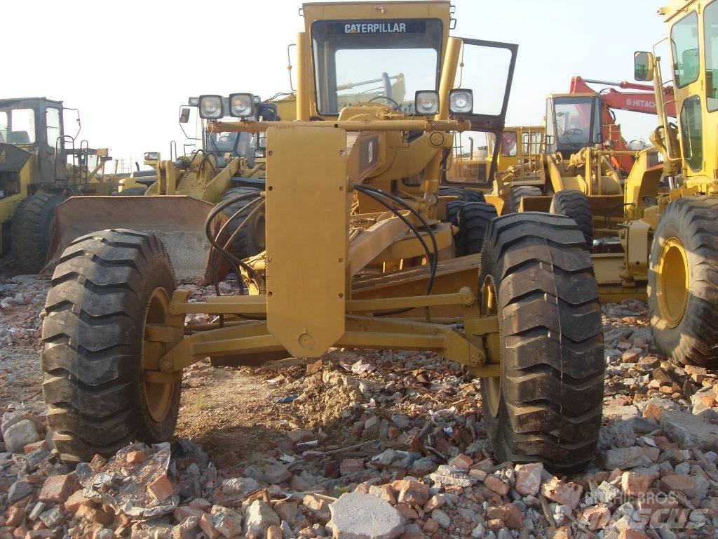CAT 120 H Veihøvler