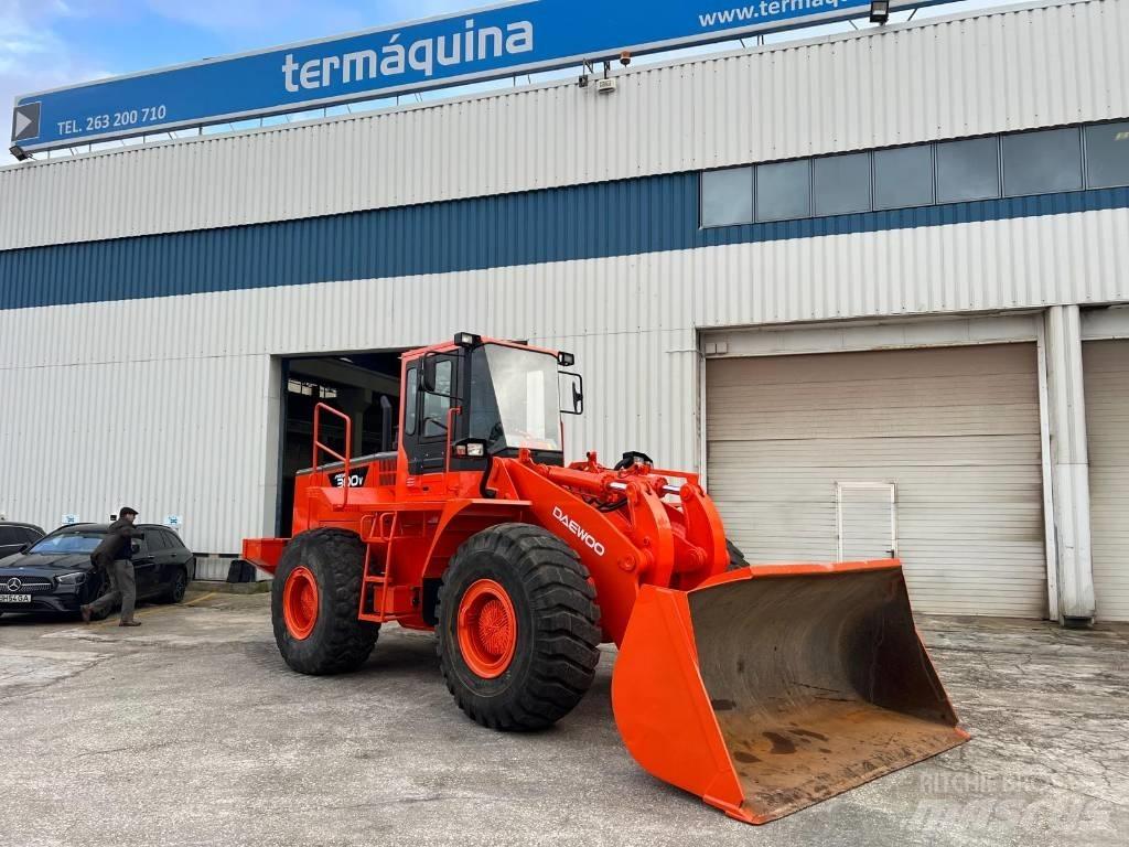 Daewoo Mega 300 III Hjullastere