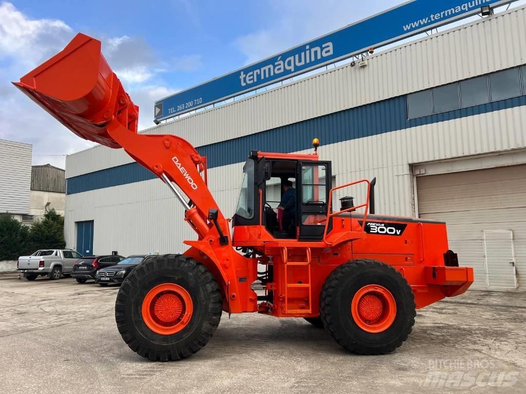 Daewoo Mega 300 III Hjullastere