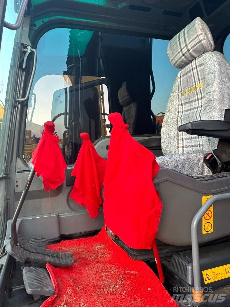 Volvo EC 210 Beltegraver