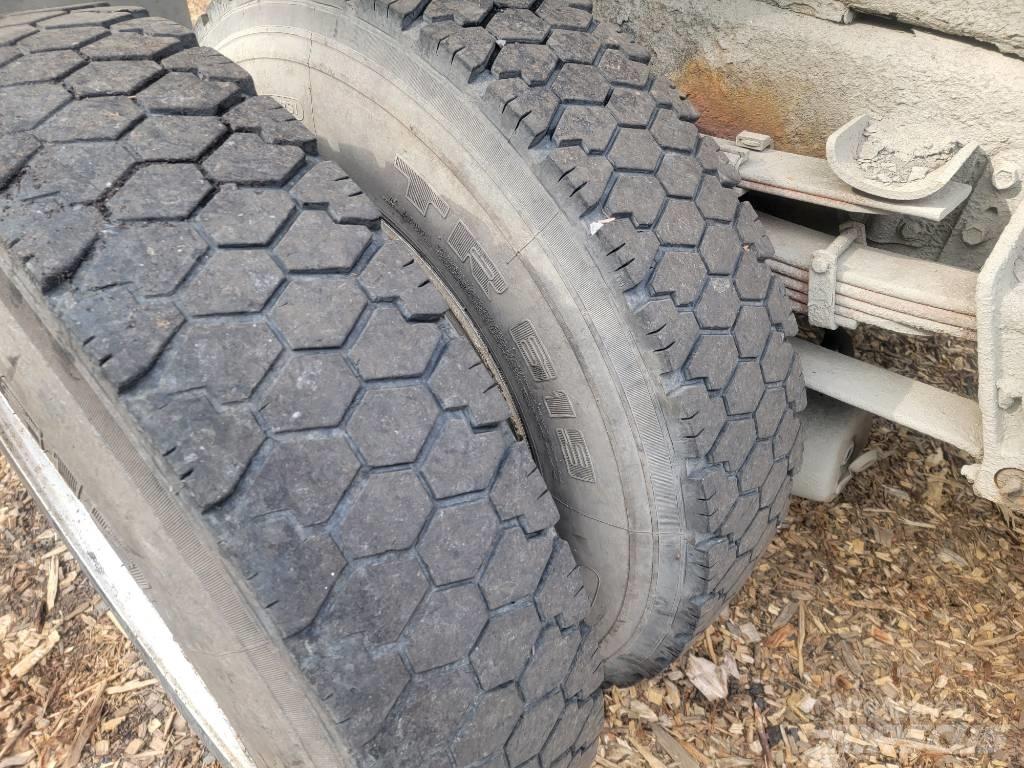 International 4900 Tippbil
