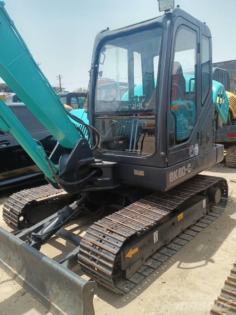 Kobelco SK 60 Beltegraver