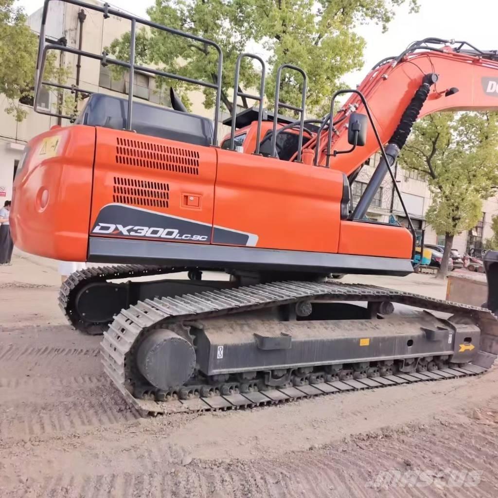 Doosan DX 300 LC Beltegraver