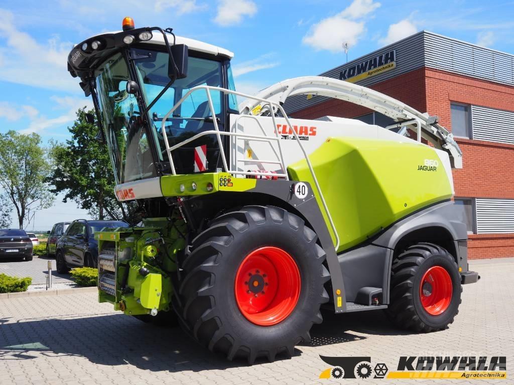CLAAS Jaguar 860 4WD Selvdrevne fôrhøstere