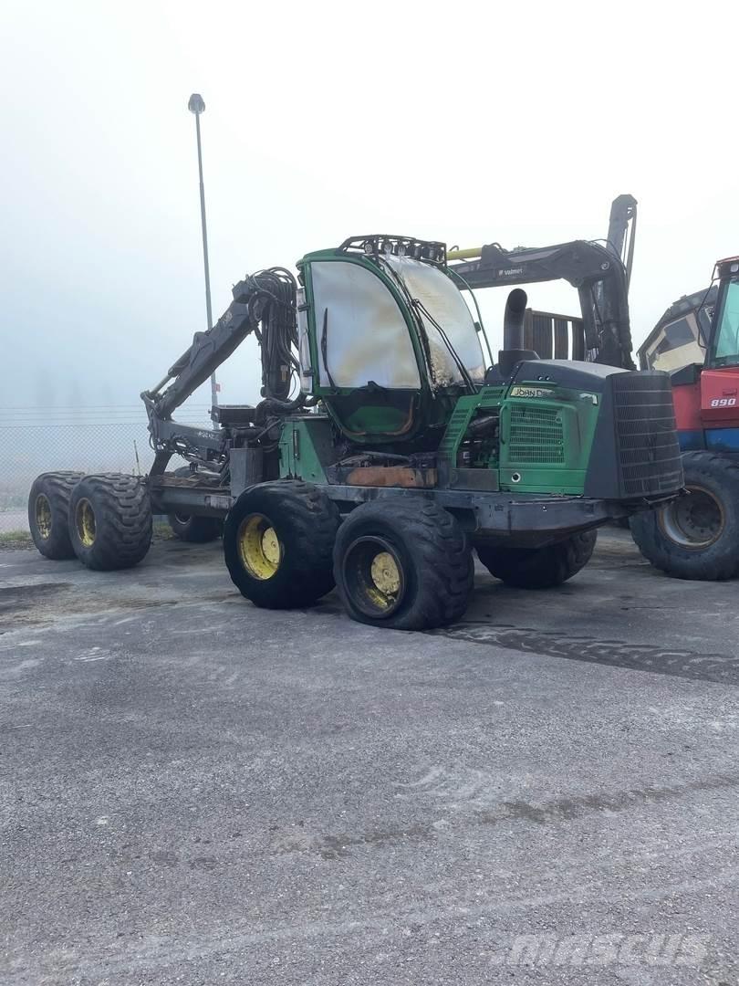 John Deere 1210E Lassbærere