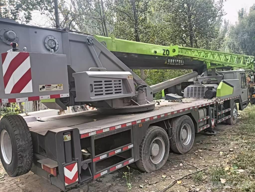 Zoomlion 300 Bygge- og tårnkraner