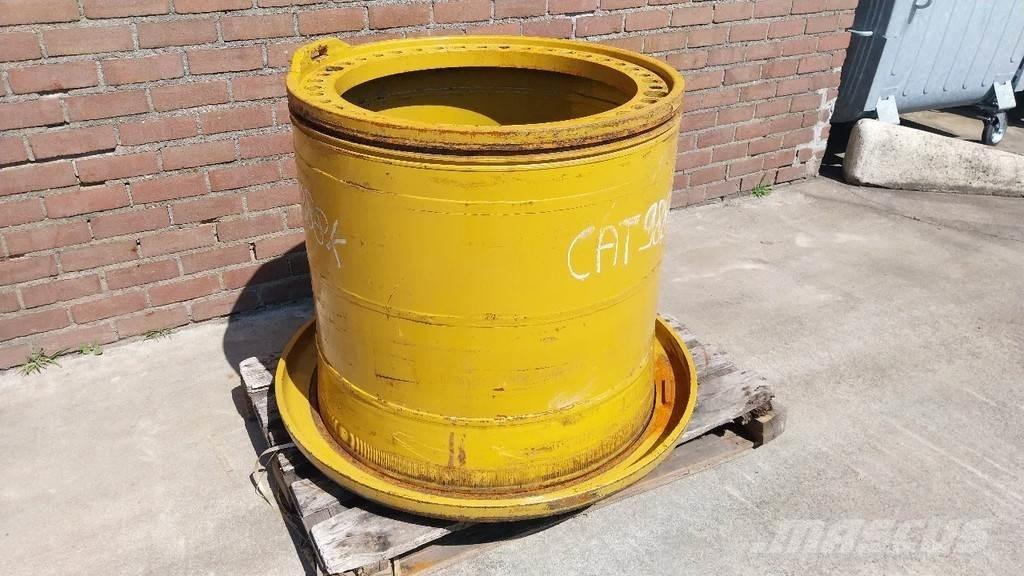 CAT 988 rim Dekk, hjul og felger