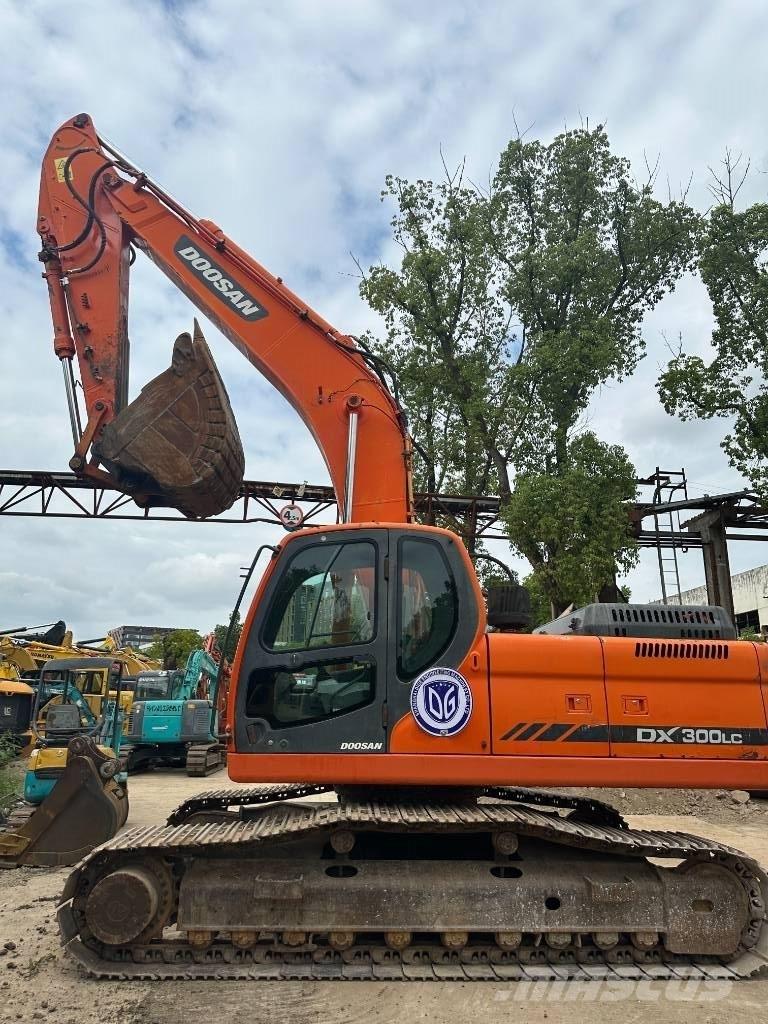 Doosan DX300 Beltegraver