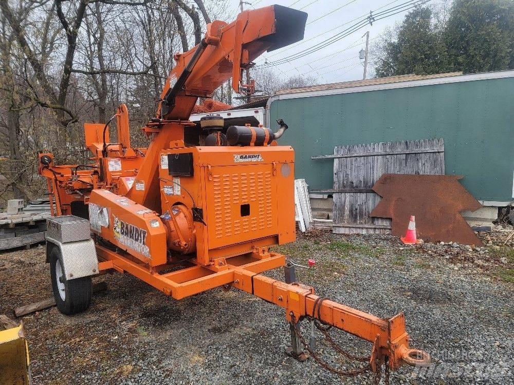 BRUSH BANDIT 990XP Motorsager og ryddesager