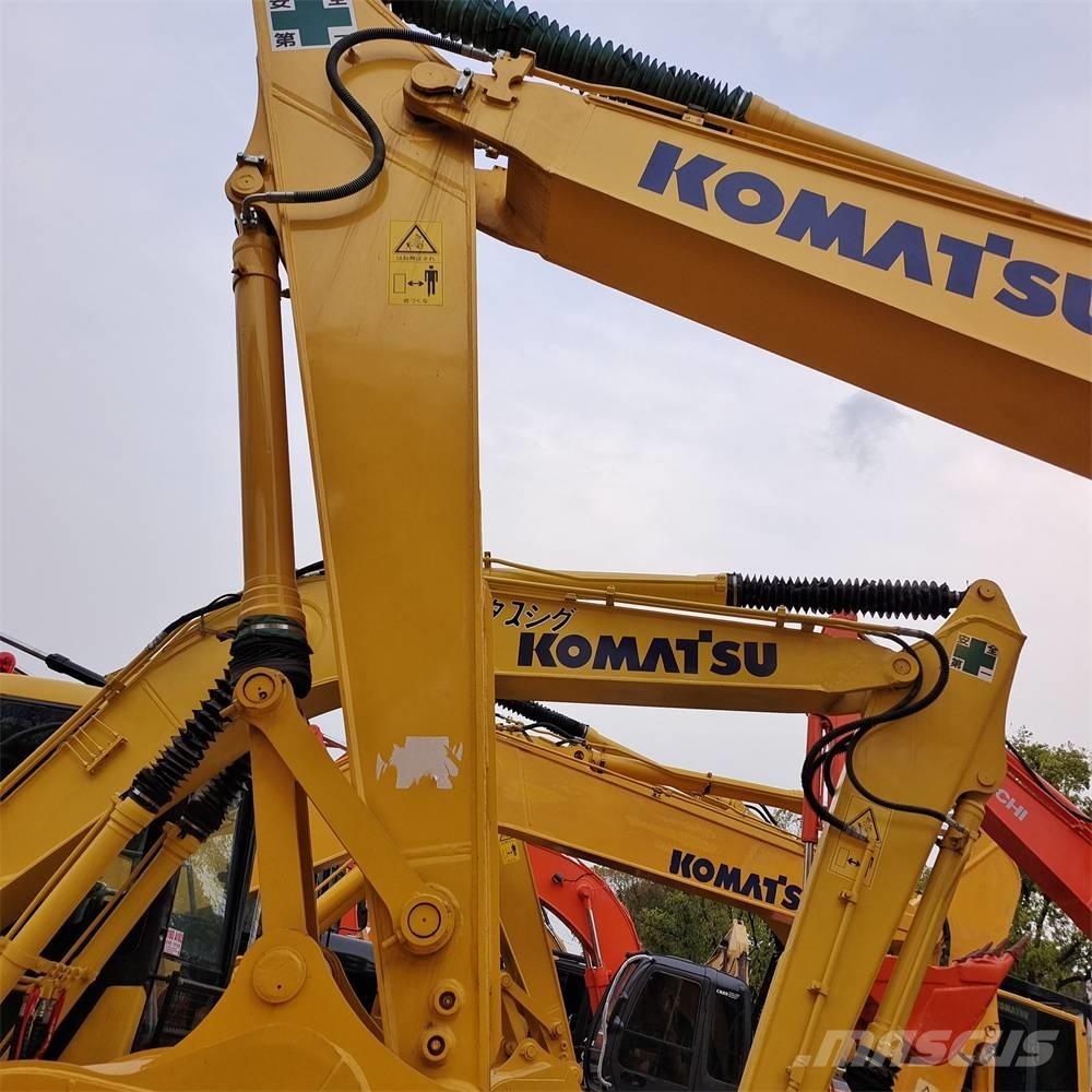 Komatsu PC 200-8 Beltegraver