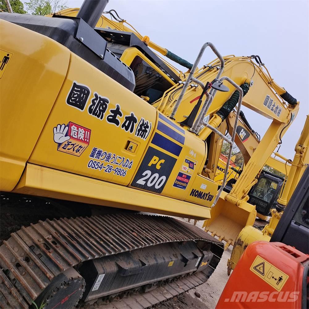 Komatsu PC 200-8 Beltegraver