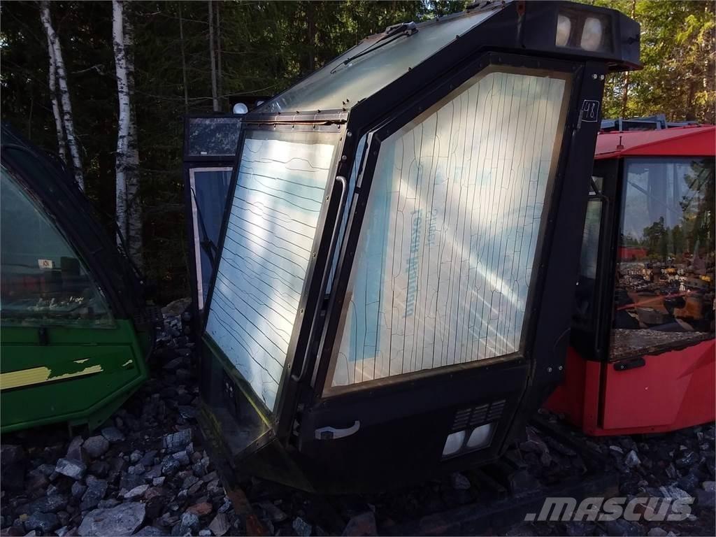 Valmet 901 Førerhus og Interiør
