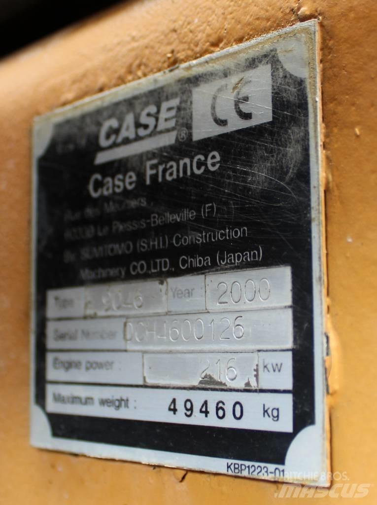 CASE 9046 Gravemaskiner med lang bom