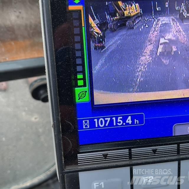 Komatsu PC240 Beltegraver