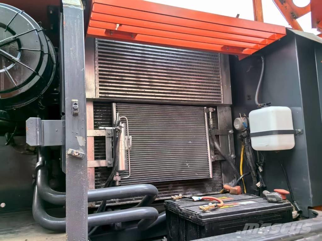 Hitachi ZX 240 HG Beltegraver