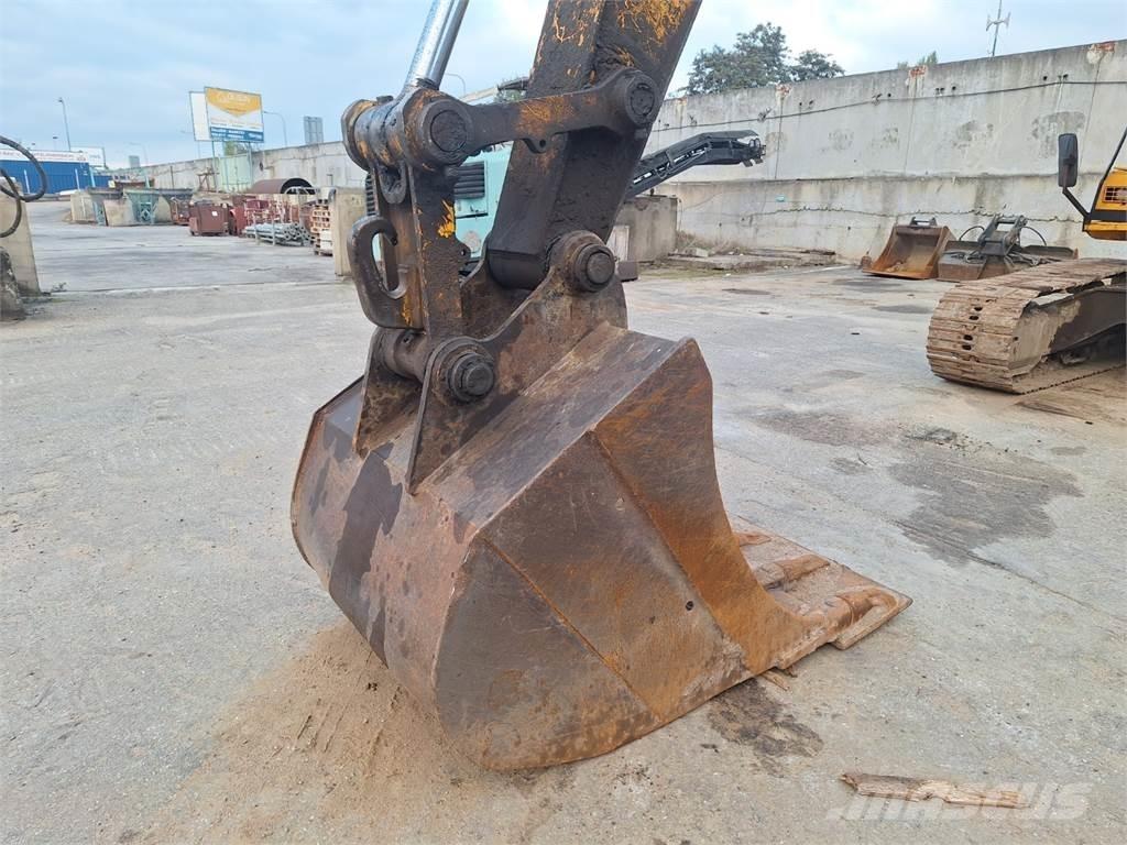 JCB JS 220 Anlegg - Annet