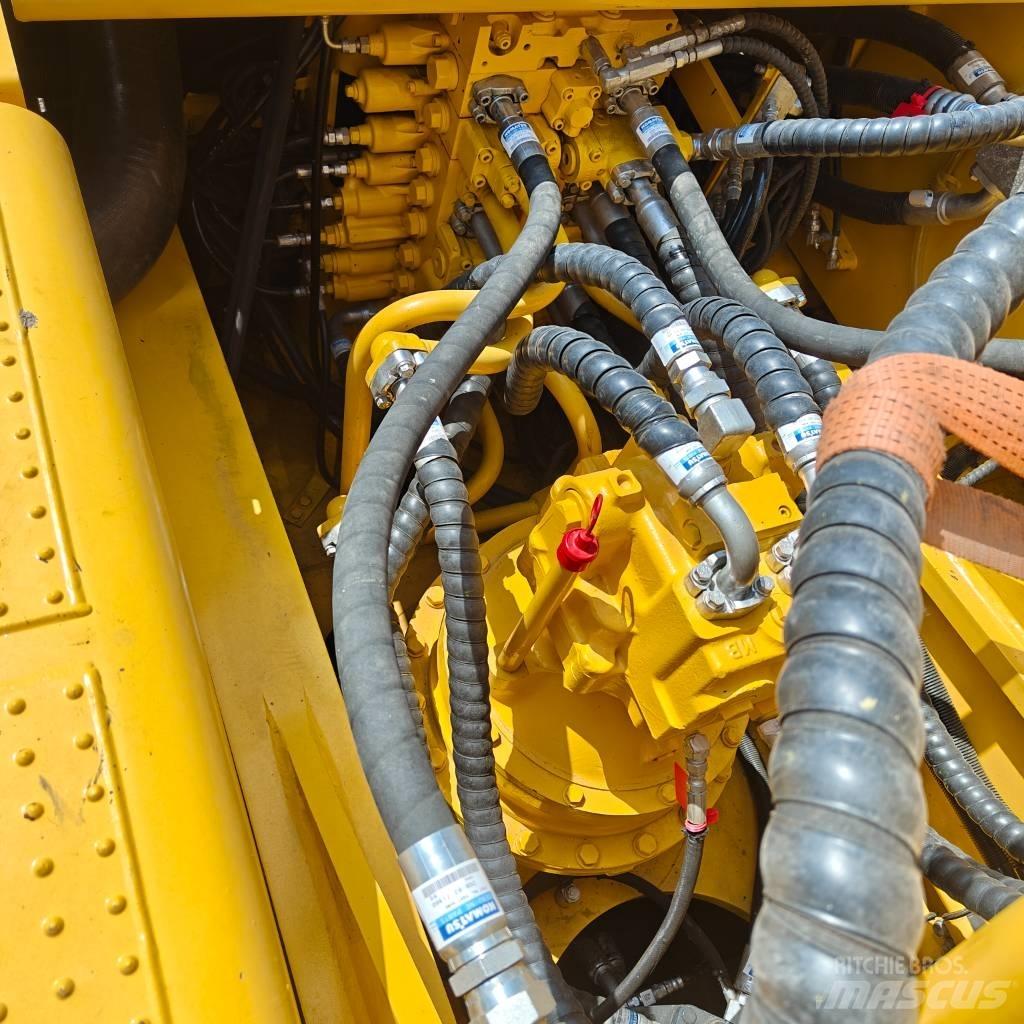 Komatsu 350-8 Beltegraver