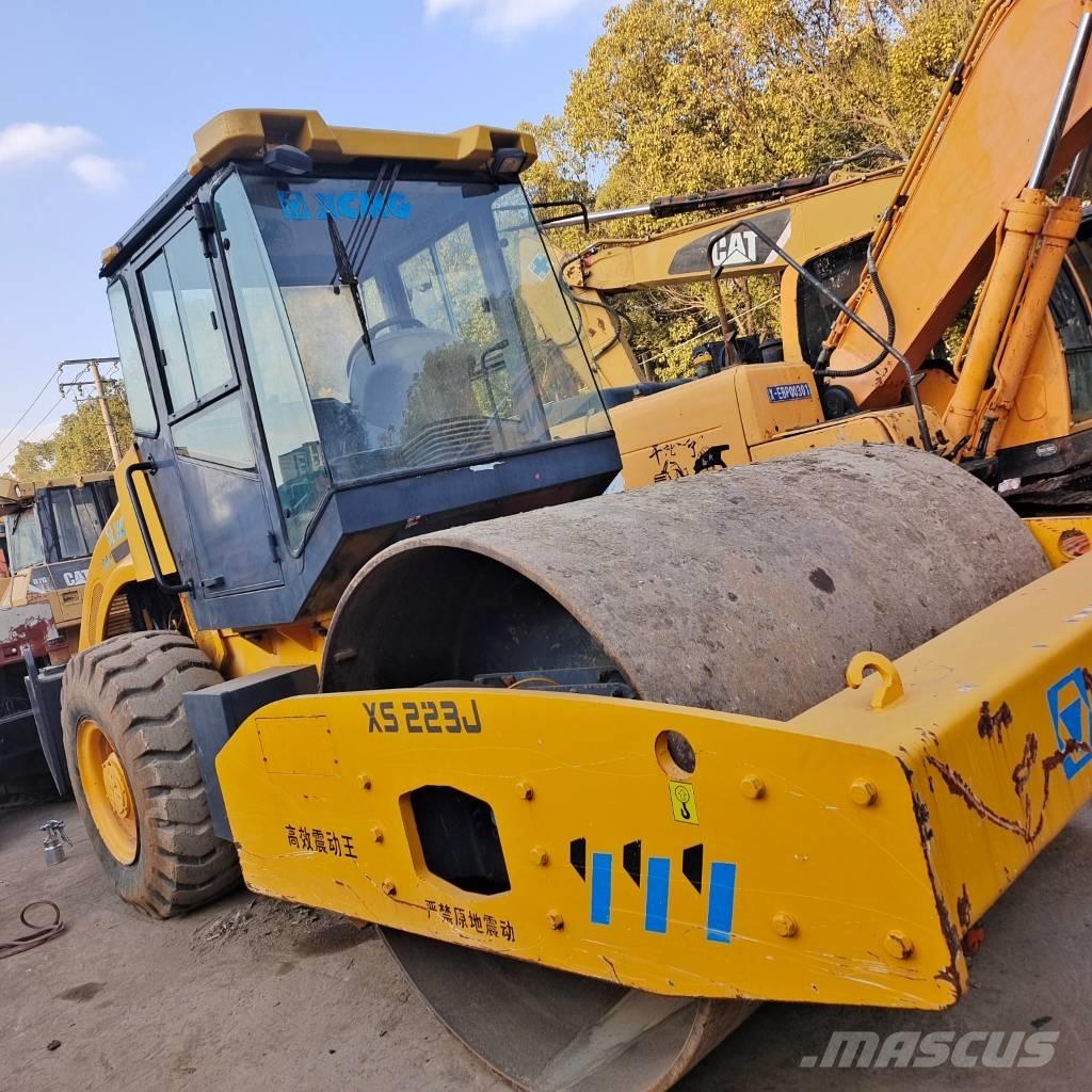 XCMG XS 143 J Valsetog