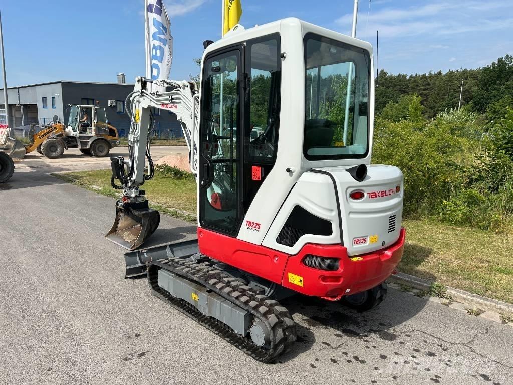 Takeuchi TB 225A V5 Minigravere <7t