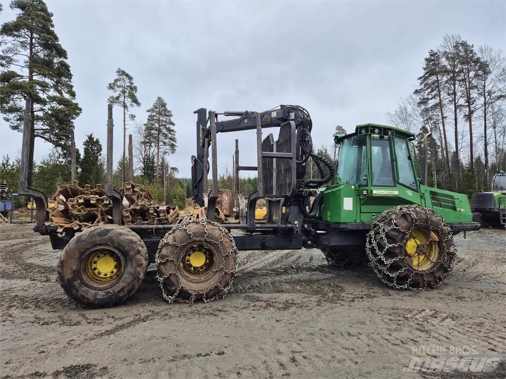 John Deere 1110D Lassbærere