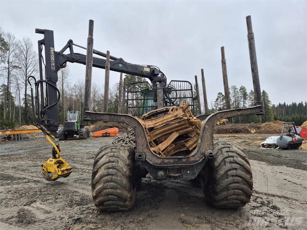 John Deere 1110D Lassbærere