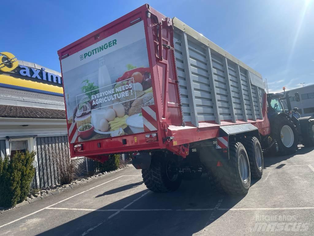 Pöttinger Jumbo 7470 Selvlastende vogner