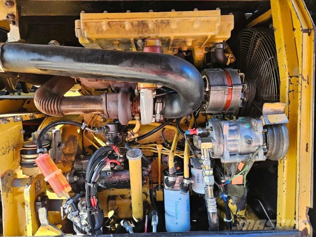 CAT M 312 Hjulgravere