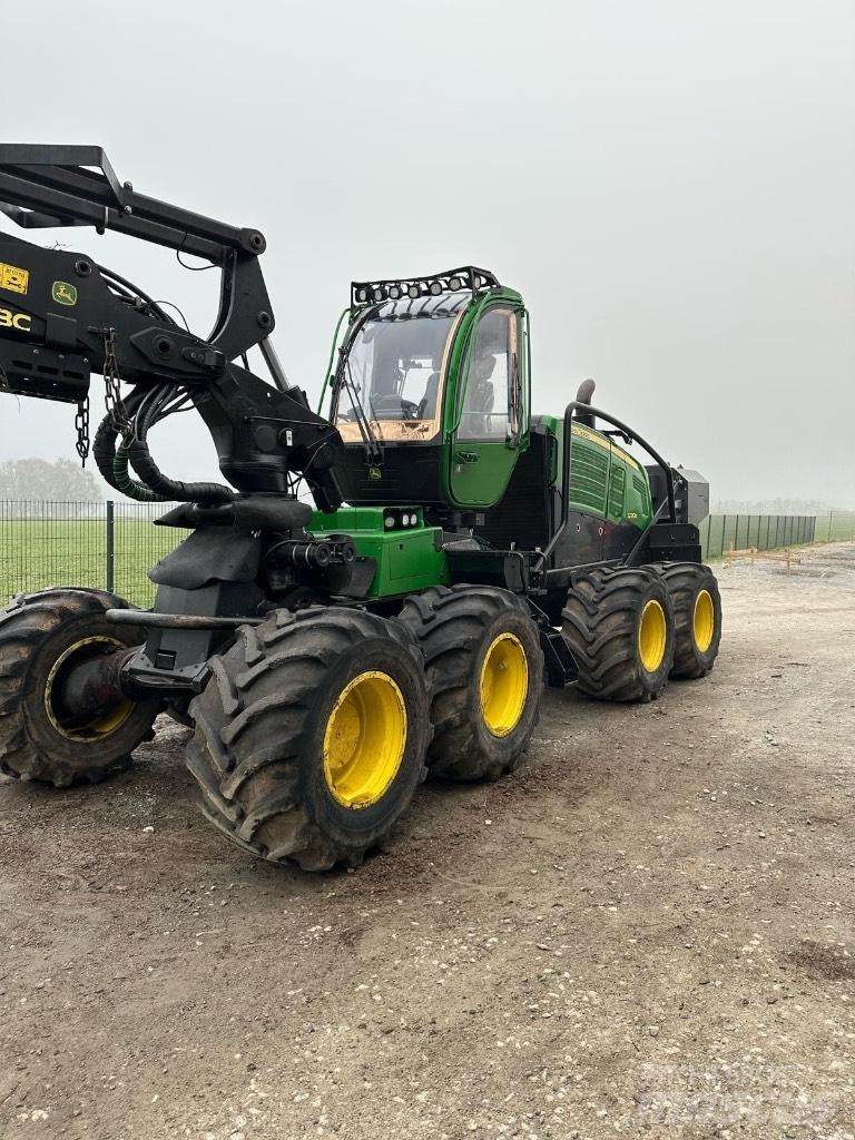 John Deere 1270 G Hogstmaskiner
