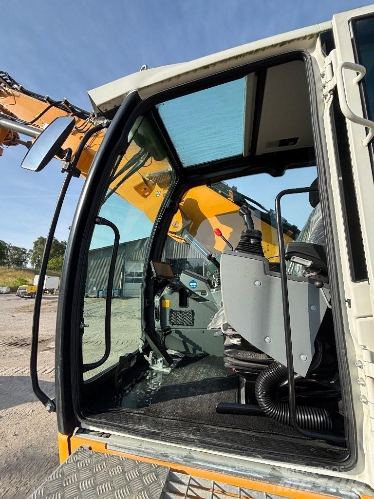 Liebherr LH 22 Gravemaskiner for avfallshåndtering