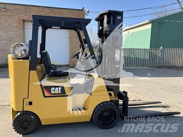 CAT GC40KSTR Diesel Trucker
