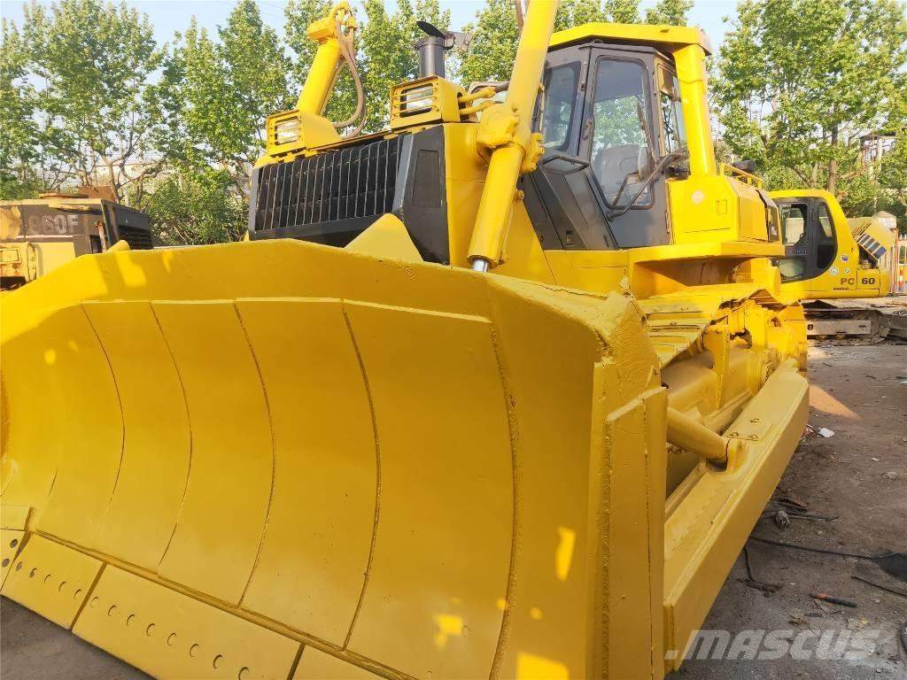 Komatsu D155AX-5 Dozere Beltegående