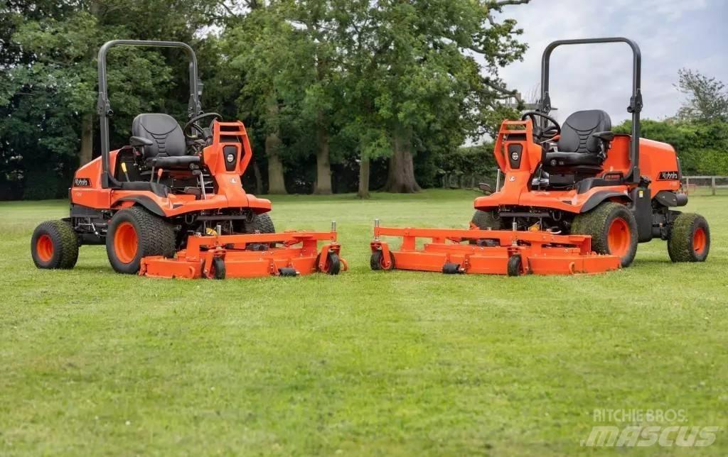 Kubota F251E (2WD) Faste og slepe klippere