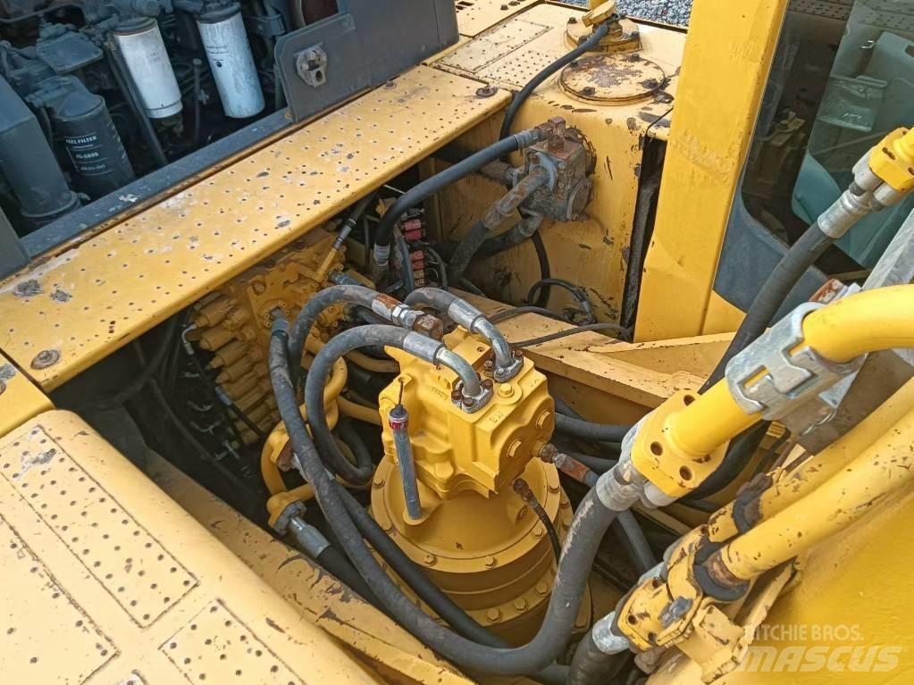 Komatsu PC 400-8 R Beltegraver