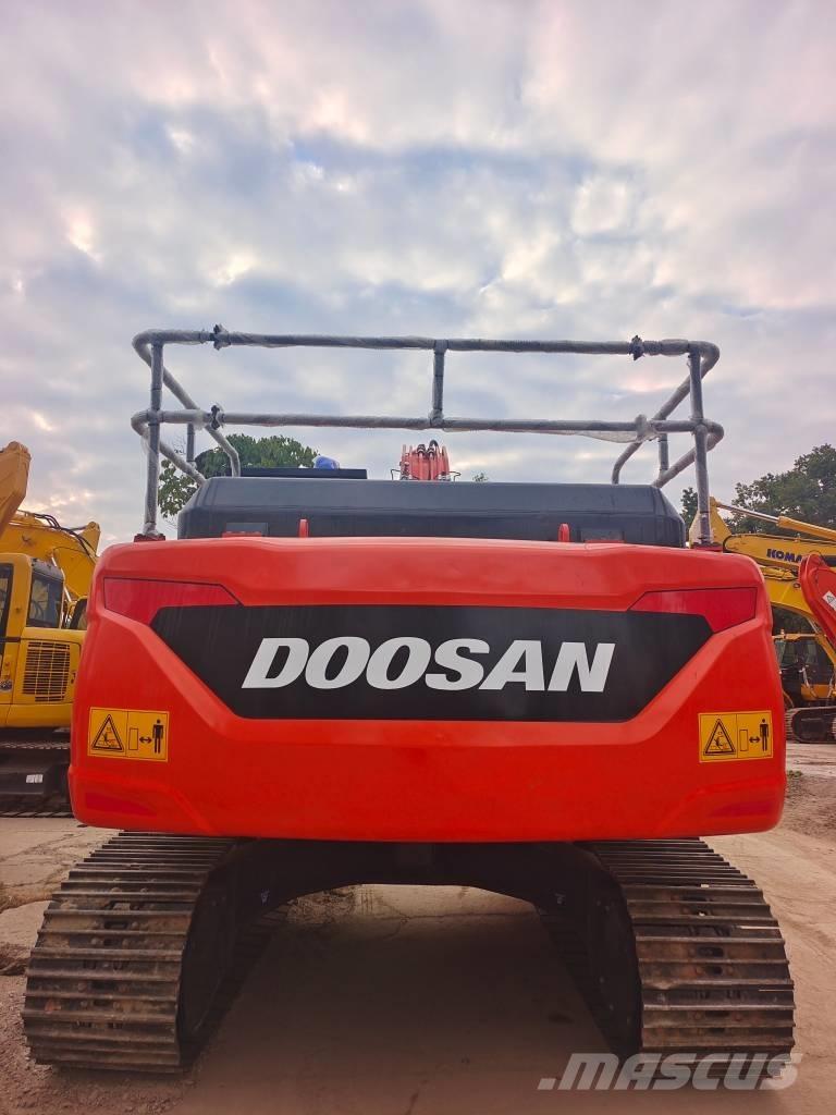Doosan DX 225 LC Beltegraver