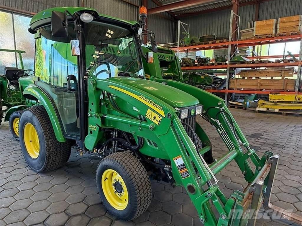 John Deere 3320 Traktorer