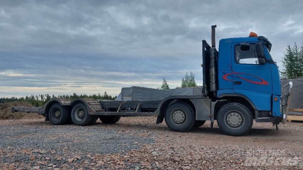 Volvo FH12 8x4 Spesialbiler for transport av skogsmaskiner