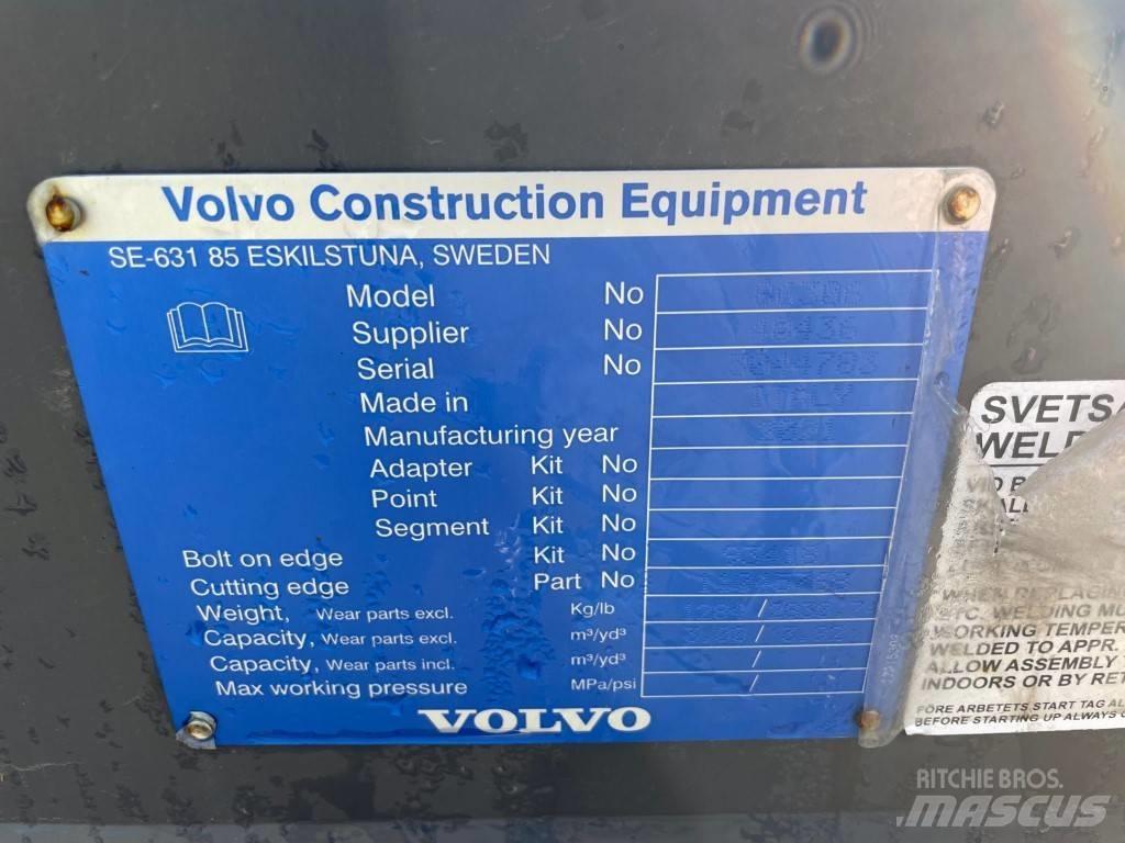 Volvo L 110 H Bucket Skuffer