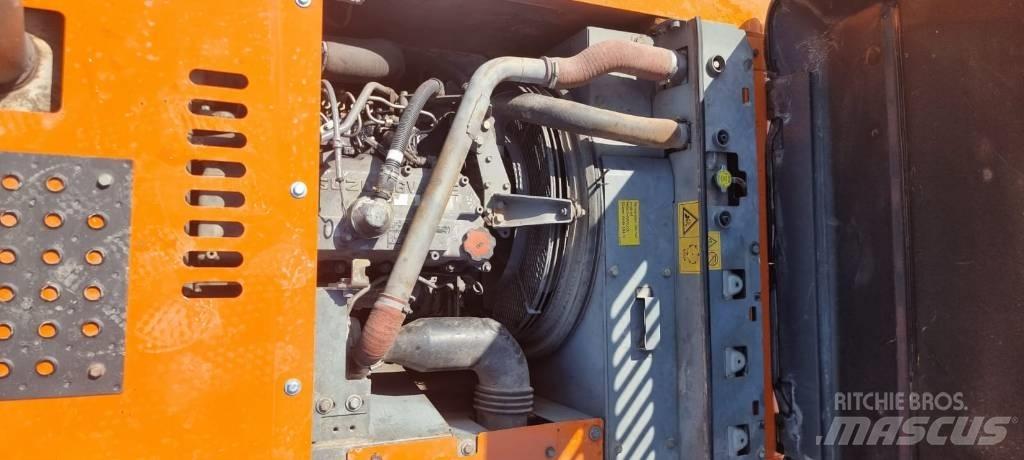 Hitachi ZX 210 LC-3 Beltegraver